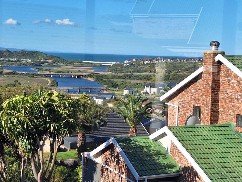 3 Bedroom Property for Sale in Hartenbos Heuwels Western Cape